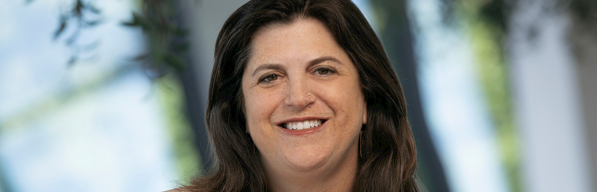 Headshot of Stefanie Kirkland.