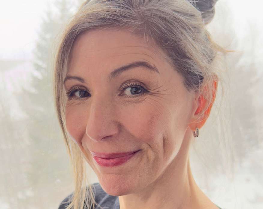 Headshot of Aurora Robson.
